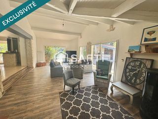  Maison � vendre 8 pi�ces 212 m�