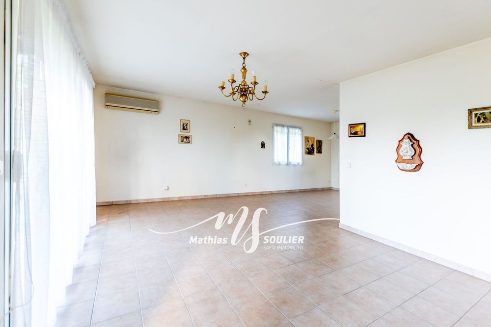 � vendre  Maison Cabri�s (13480)