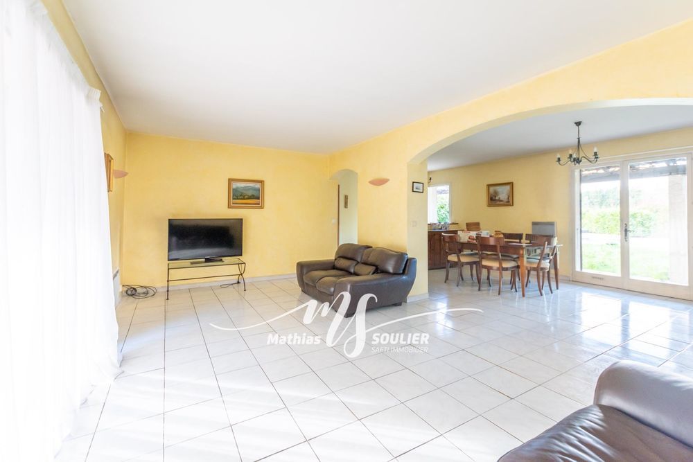 � vendre  Maison Cabri�s (13480)