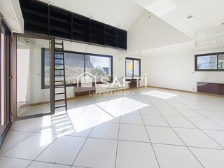  Maison � vendre 8 pi�ces 240 m�