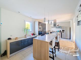  Maison � vendre 6 pi�ces 193 m�