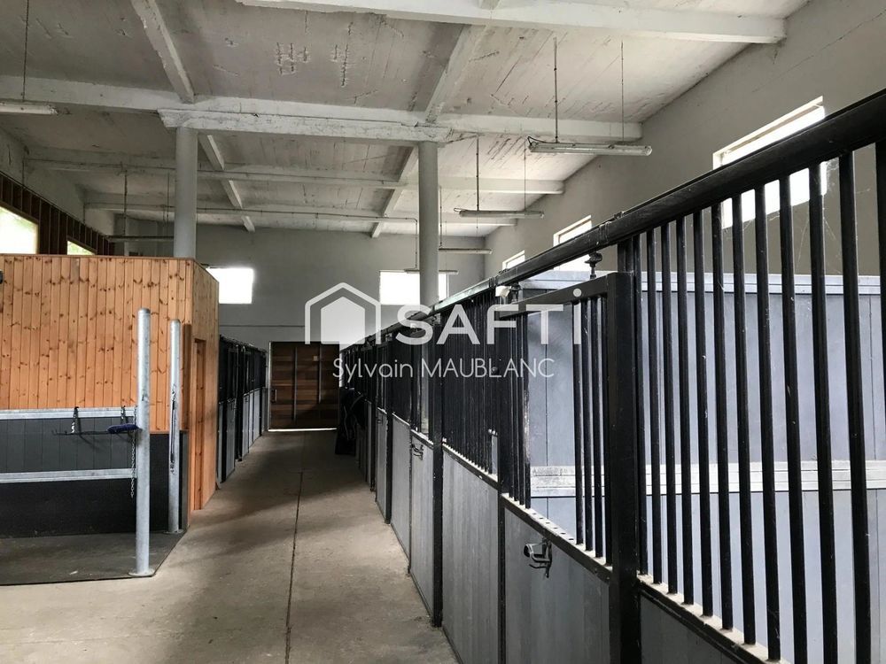 � vendre  Maison Charentonnay (18140)