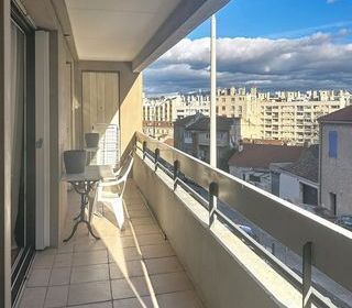  Appartement � vendre 4 pi�ces 121 m�