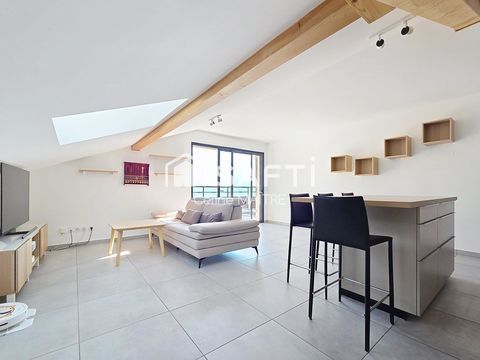   Grand T2 - belles prestations - dernier �tage Appartement - 2 pi�ce(s) - 63 m�