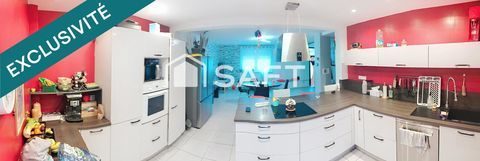   maison  comprenant un beau s�jour avec cuisine int�gr�e ouverte avec acc�s direct terrasse et jardin comprenant 4 chambres dont Maison - 5 pi�ce(s) - 110 m�