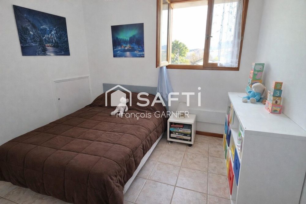 � vendre  Maison La Cadi�re-d'Azur (83740)