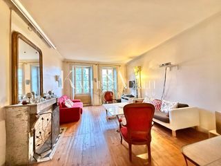  Maison � vendre 9 pi�ces 330 m�