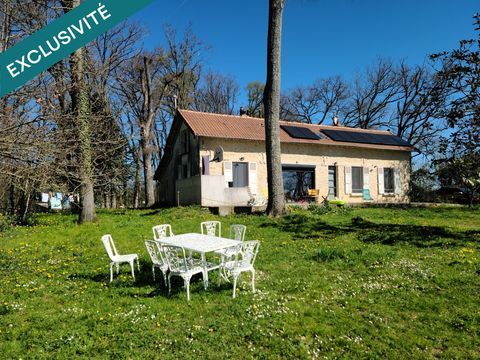   Maison en pierre r�nov�e r�cemment, vue d�gag�e. Maison - 6 pi�ce(s) - 136 m�