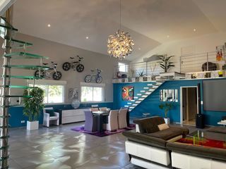  Maison � vendre 4 pi�ces 251 m�