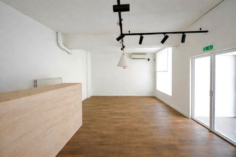 DROIT AU BAIL � LOCAL COMMERCIAL � HYPER CENTRE DE BASTIA 35000 20200 Bastia