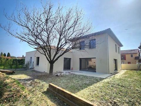   MAISON NEUVE T6 CENTRE SOLAIZE Maison - 6 pi�ce(s) - 144 m�