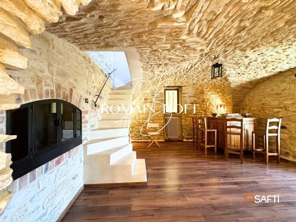 � vendre  Maison Castelnau-Valence (30190)