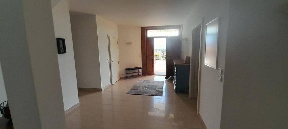 � vendre  Maison Divonne-les-Bains (01220)