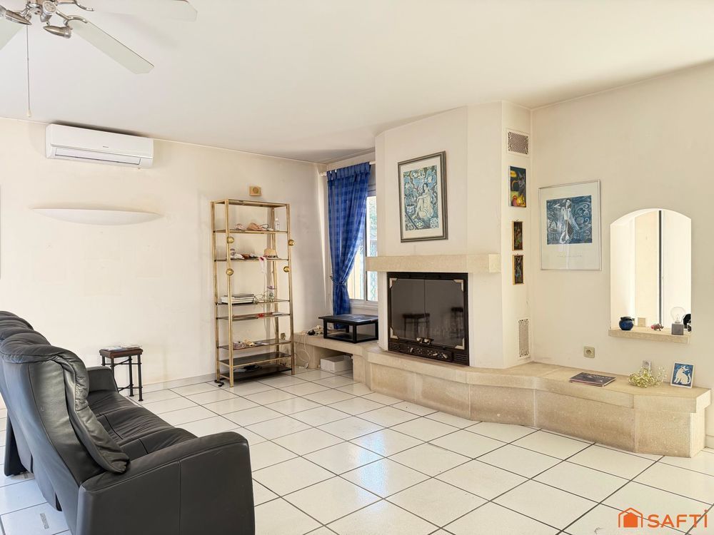 � vendre  Maison Les Angles (30133)