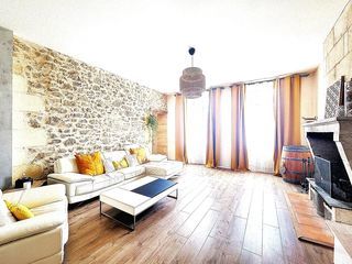  Maison � vendre 8 pi�ces 215 m�