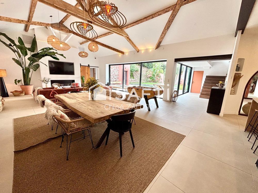 � vendre  Maison Saint-Rapha�l (83700)