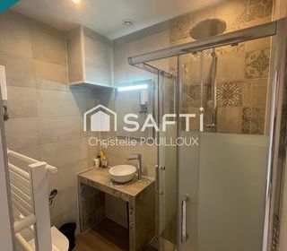  Immeuble � vendre 73 m�