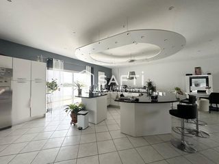  Maison � vendre 4 pi�ces 285 m�