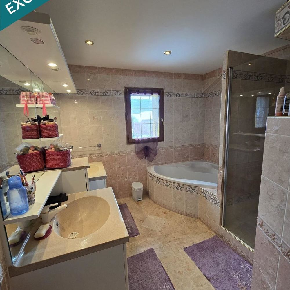 � vendre  Maison Chamb�ry (73000)