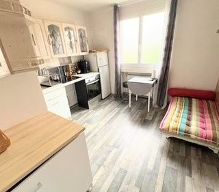  Immeuble � vendre 150 m�