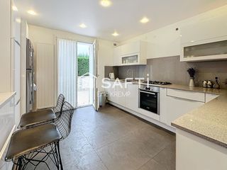  Maison � vendre 7 pi�ces 180 m�