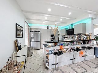  Maison � vendre 5 pi�ces 165 m�