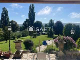  Maison � vendre 8 pi�ces 220 m�