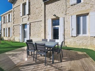  Maison � vendre 8 pi�ces 215 m�