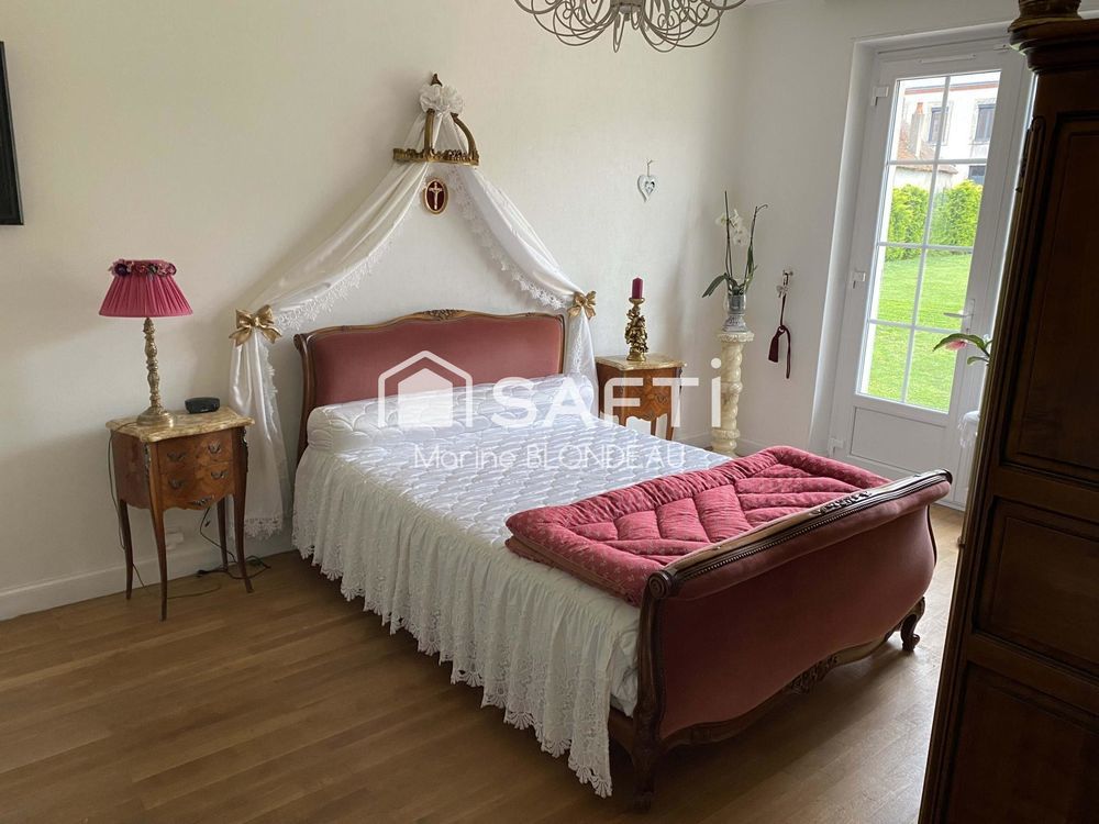 � vendre  Maison Ch�teaumeillant (18370)