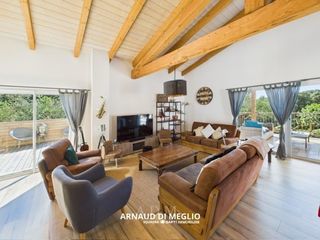  Maison � vendre 11 pi�ces 324 m�