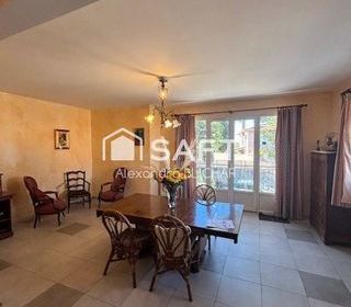  Maison � vendre 7 pi�ces 240 m�