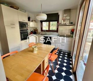  Maison � vendre 5 pi�ces 150 m�