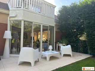  Maison � vendre 7 pi�ces 242 m�