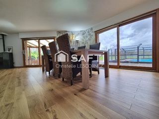  Maison � vendre 6 pi�ces 227 m�