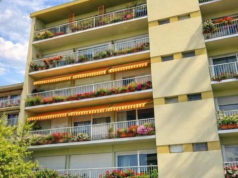   Appartement T5 100 m2 dans r�sidence Brives- Charensac Appartement - 4 pi�ce(s) - 100 m�