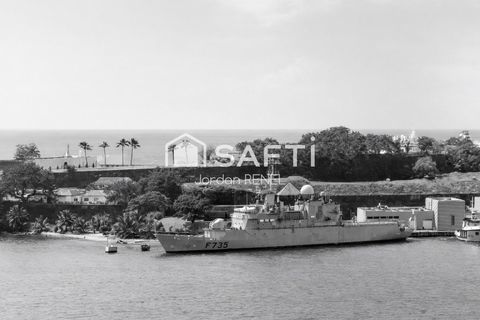 Bien commercial &agrave; haut rendement 9% avec potentiel exploitation 2000000 97200 Fort-de-france