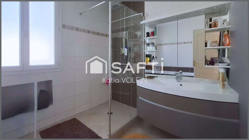 � vendre  Maison Aubagne (13400)