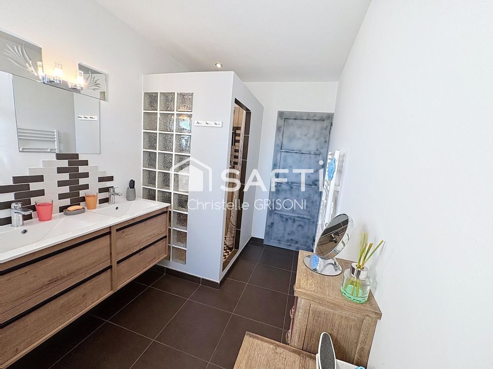 � vendre  Maison Afa (20167)