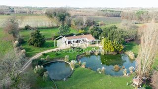  Maison � vendre 8 pi�ces 278 m�