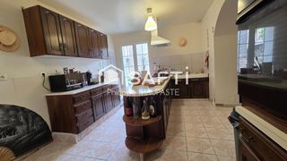  Maison � vendre 9 pi�ces 175 m�