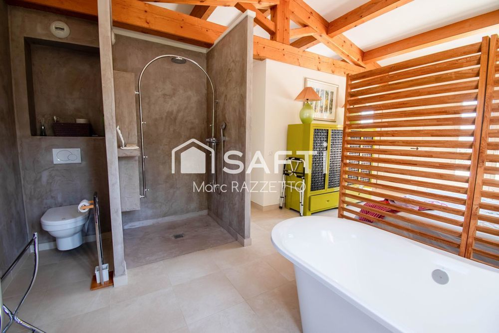 � vendre  Maison Lauris (84360)