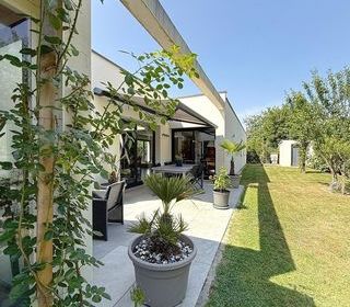  Maison � vendre 8 pi�ces 144 m�