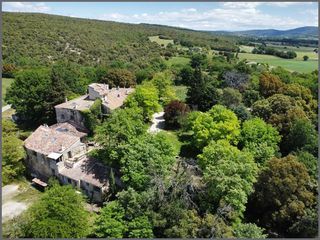  Maison � vendre 15 + pi�ces 800 m�