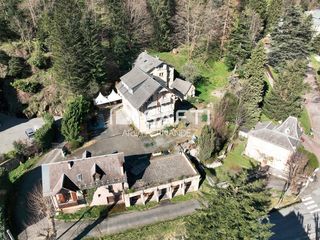  Immeuble � vendre 1300 m�