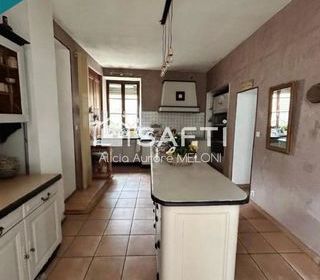  Maison � vendre 7 pi�ces 266 m�