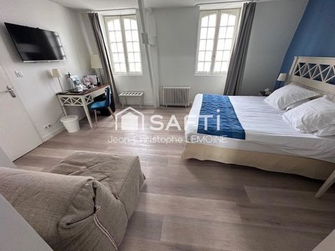 H&ocirc;tel   murs et fond  24 clefs cr&egrave;perie et restaurant toqu&eacute; 3550000 35000 Rennes