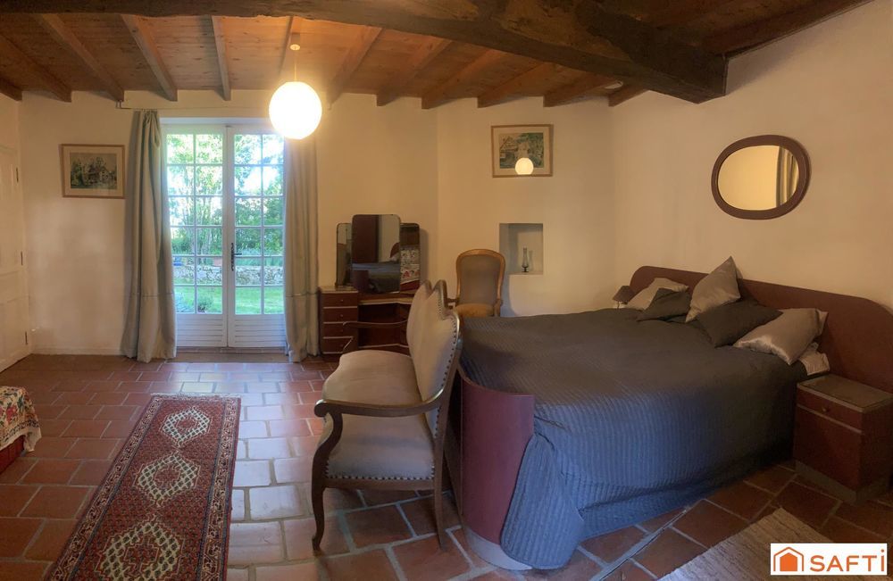 � vendre  Propri�t�/ch�teau Mauroux (32380)