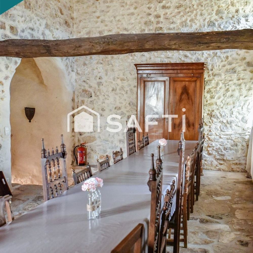 � vendre  Maison Labastide-de-Virac (07150)