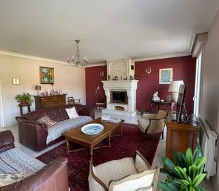  Maison � vendre 7 pi�ces 212 m�