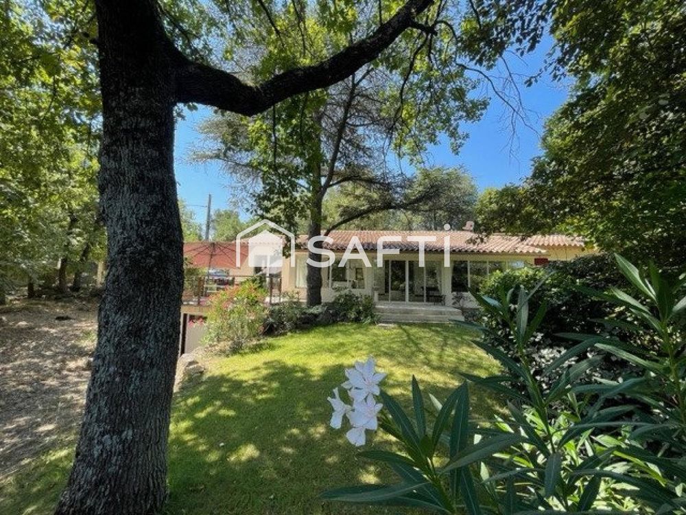 � vendre  Maison Saint-Maximin-la-Sainte-Baume (83470)